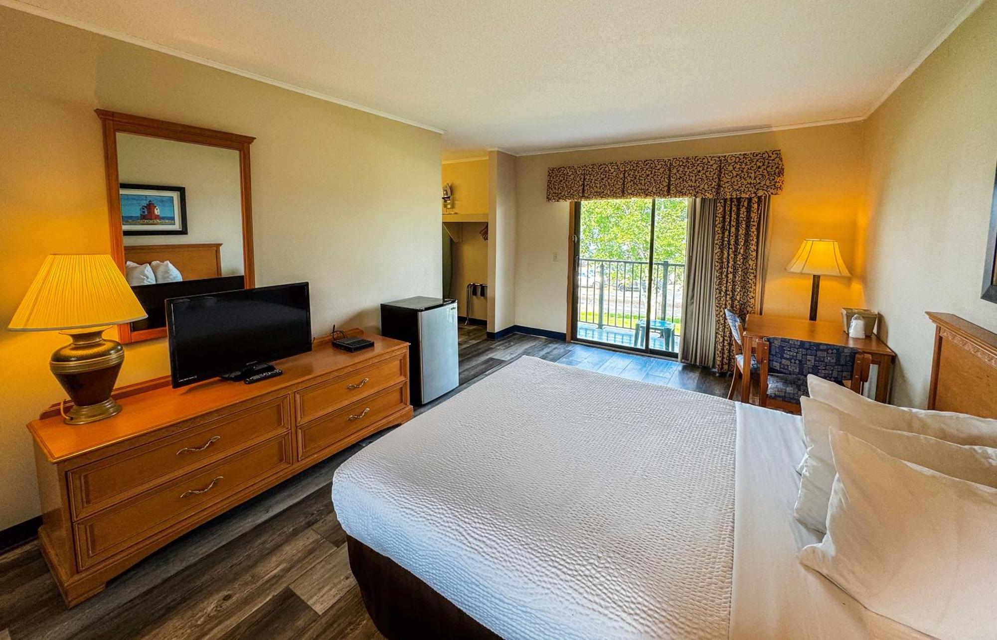 Days Inn By Wyndham Mackinaw City - Lakeview Luaran gambar
